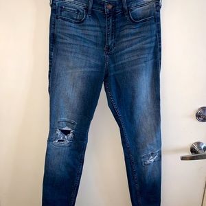 Hollister Destructed Skinny Jeans